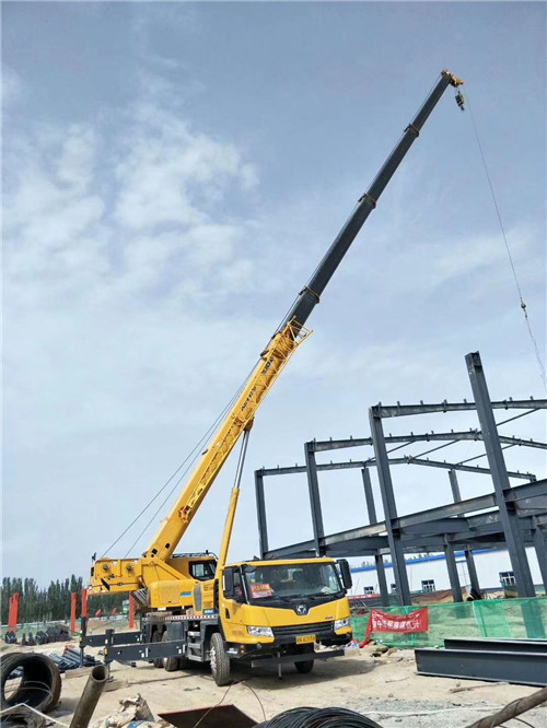 文峰区超高层建筑钢结构吊装案例